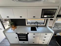 2025 JB Caravans Scorpion Sting 21'6