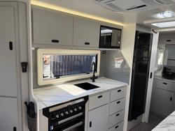 2023 JB Caravans Gator-X 17'10