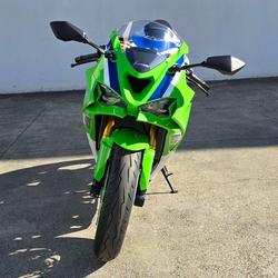 2024 Kawasaki Ninja ZX-6R 40th Anniversary Edition Ninja Green