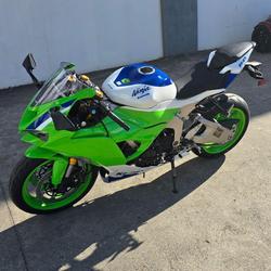 2024 Kawasaki Ninja ZX-6R 40th Anniversary Edition Ninja Green
