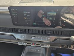 2025 Kia Tasman SX
