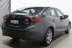 2014 Mazda
                3 Neo