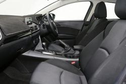 2014 Mazda
                3 Neo
