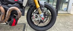 2015 DUCATI MONSTER 1200S RED