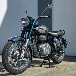 2025 Royal Enfield Classic 350 Chrome Classic 350 Green
