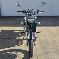 2025 Royal Enfield Classic 350 Chrome Classic 350 Green