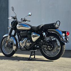 2025 Royal Enfield Classic 350 Chrome Classic 350 Green