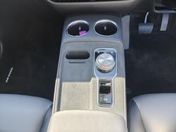 2025 MG MGS5 EV Essence 62 ZS3EM MY25 Black Pearl