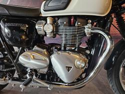 2025 Triumph Bonneville T120 Bonneville White