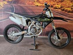 Triumph TF 250-X