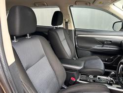 2016 Mitsubishi Outlander LS ZK MY16 4X4 On Demand Ironbark