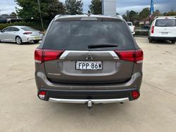 2016 Mitsubishi Outlander LS ZK MY16 4X4 On Demand Ironbark