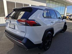 2023 Toyota
                RAV4 Cruiser