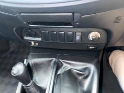 2015 Toyota Hilux SR5 KUN26R MY14 4X4 Dual Range Silver Sky