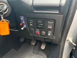 2015 Toyota Hilux SR5 KUN26R MY14 4X4 Dual Range Silver Sky