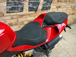 2025 DUCATI PANIGALE V2 ROAD RED