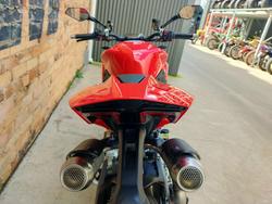 2025 DUCATI STREETFIGHTER V2 S ROAD RED