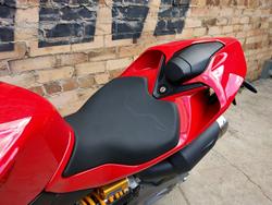 2025 DUCATI STREETFIGHTER V2 S ROAD RED