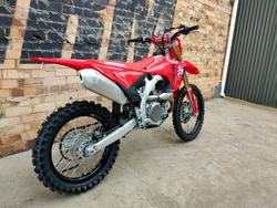 2025 HONDA CRF450R MOTOCROSS RED