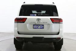 2024 Toyota
Landcruiser GXL