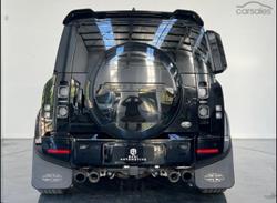 2022 Land Rover Defender 110 P525 V8 L663 MY23 AWD Santorini Black