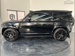 2022 Land Rover Defender 110 P525 V8 L663 MY23 AWD Santorini Black