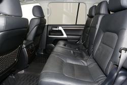 2020 Toyota Landcruiser VX