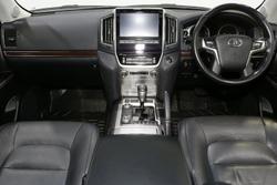 2020 Toyota Landcruiser VX