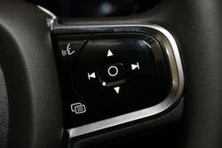 2023 Volvo
                XC60 Ultimate B5 Bright
