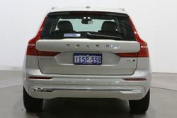 2023 Volvo
                XC60 Ultimate B5 Bright