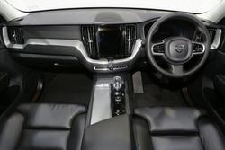 2023 Volvo
                XC60 Ultimate B5 Bright