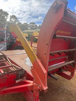 2015 AlbyBone Multibale Feeder