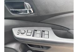 2016 Honda
                CR-V Limited Edition