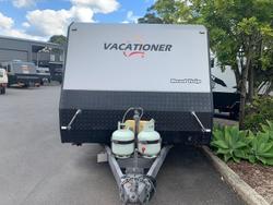 2017 Vacationer Caravans Road Trip