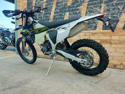 2025 TRIUMPH TF 250-E ENDURO BLACK