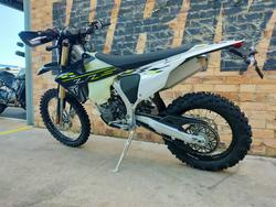 2025 TRIUMPH TF 450-E ENDURO BLACK