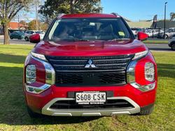 2022 Mitsubishi
Outlander Aspire