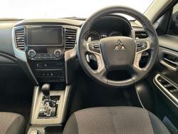 2021 Mitsubishi
Triton GLS