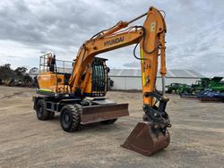 2018 Hyundai
Robex 140-W9 Wheeled Excavator