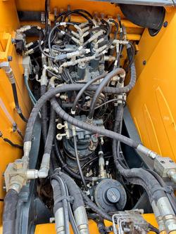 2018 Hyundai
Robex 140-W9 Wheeled Excavator