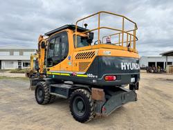 2018 Hyundai
Robex 140-W9 Wheeled Excavator