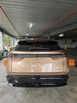 2025 Nissan
                Ariya Evolve