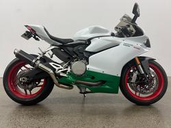 Ducati 959 Panigale (white)