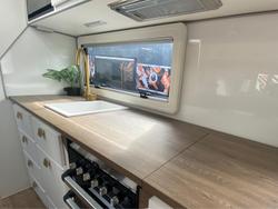 2025 JB Caravans 22' Dirt Road Xtreme Corner Shower