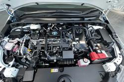 2022 Toyota
Corolla Ascent Sport Hybrid