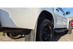2021 Toyota
Hilux SR