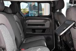 2025 Volkswagen ID. Buzz Pro BEV560