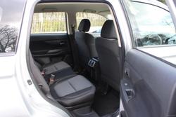 2020 Mitsubishi Outlander ES ZL MY21 Sterling Silver