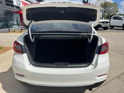 2016 Mazda 2 Neo DL Series Snowflake White Pearl