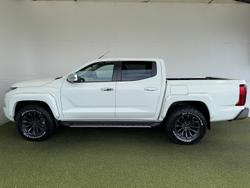 2024 Mitsubishi Triton GLS